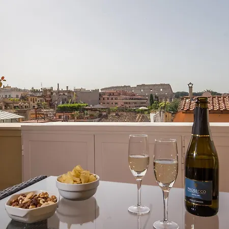 Colosseo In بيت ضيافة روما