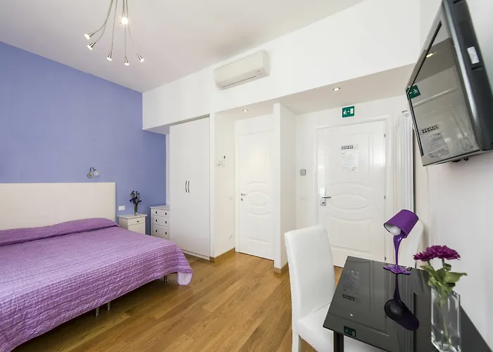 Colosseo In Πανσιόν